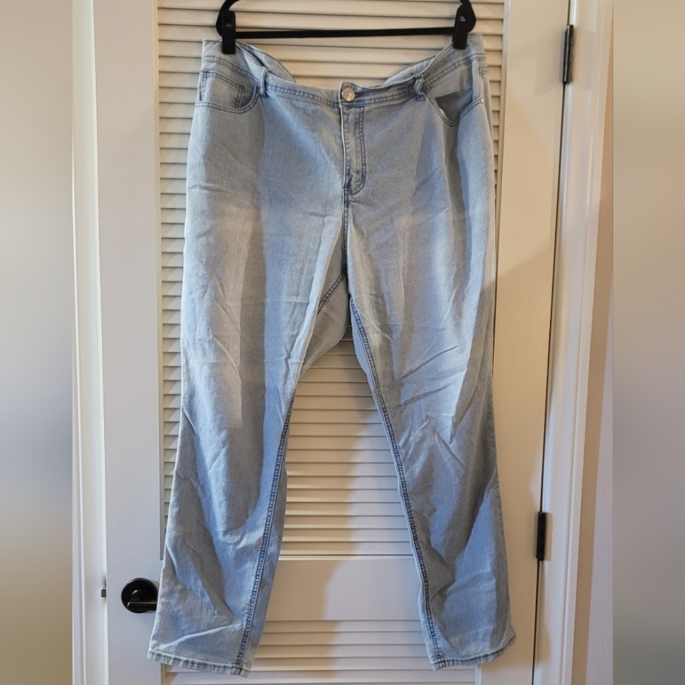 Ashley Stewart - (Plus-Size) Light Faded Denim Average Skinny Jeans With Pockets